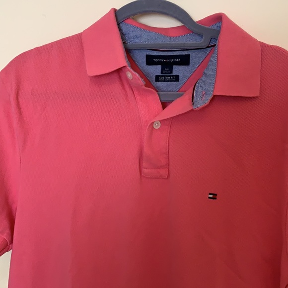 Tommy Hilfiger Tee-Shirt - Picture 8 of 10